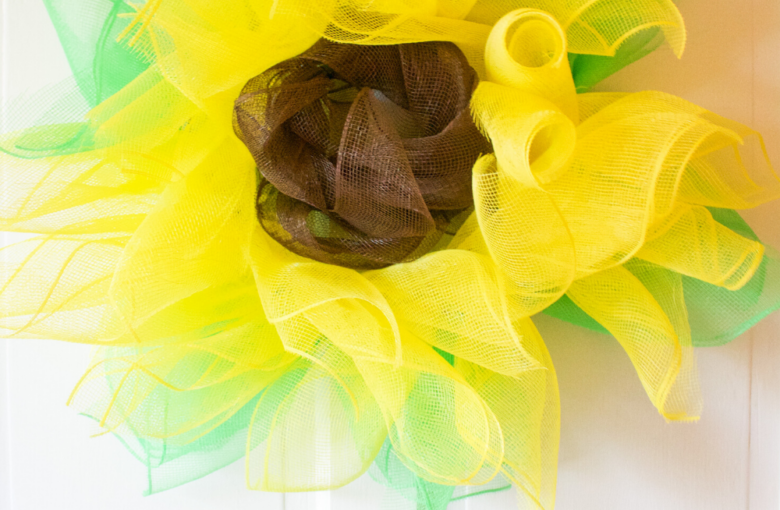 Deco Mesh Sunflower Wreath